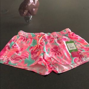 NWT luxletic Lilly pulitzer run around shorts